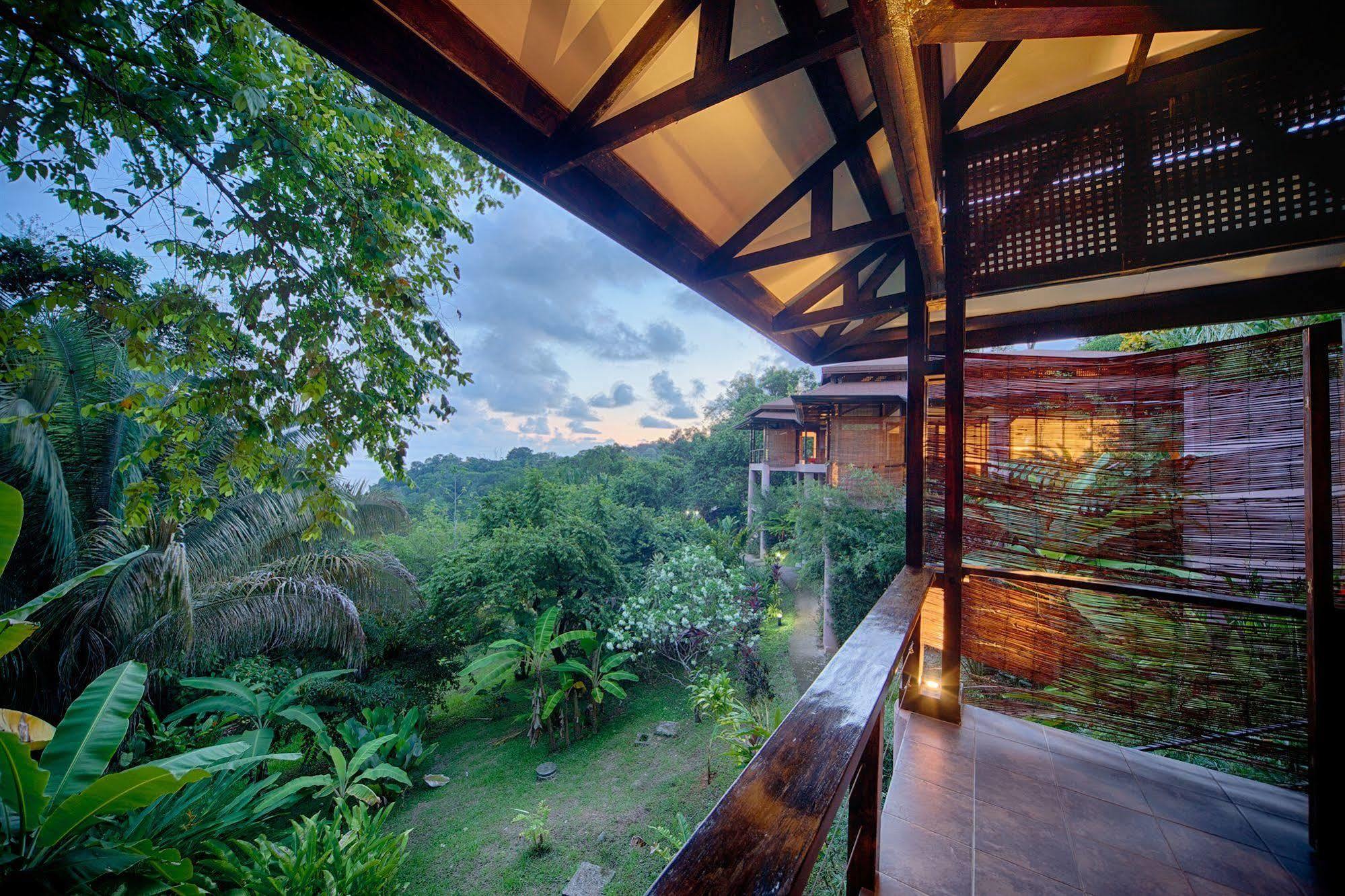Tiki Villas Rainforest Lodge & Spa Uvita Bagian luar foto